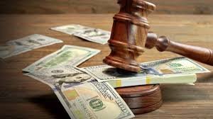 Do corporate lawyers make a lot of money in USA?